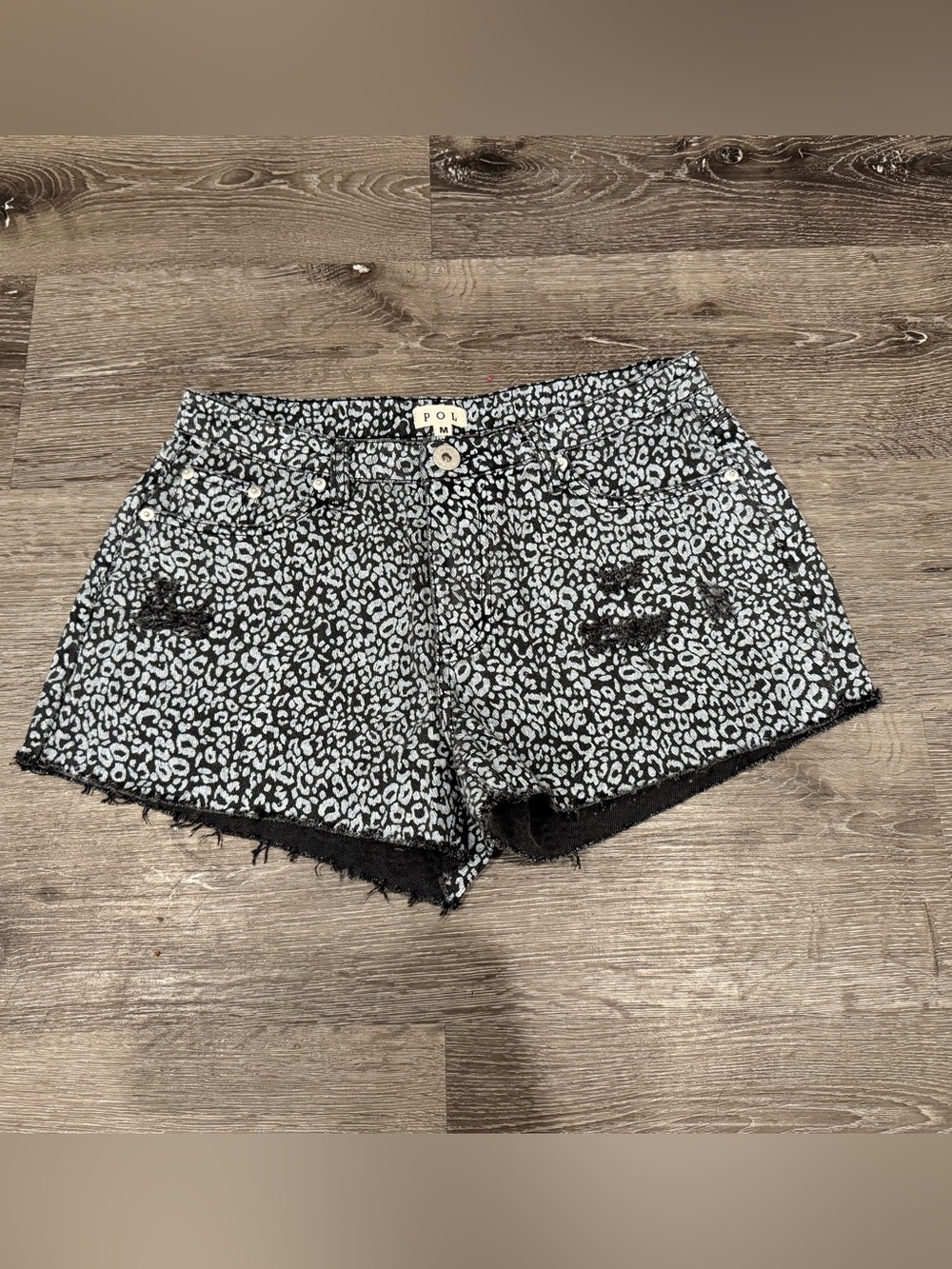 POL Distressed Leopard Denim Shorts Black White Raw Hem Cutoff Shorts Size M